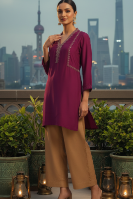 Magenta Dola Silk Embroidered Tunic With Zari