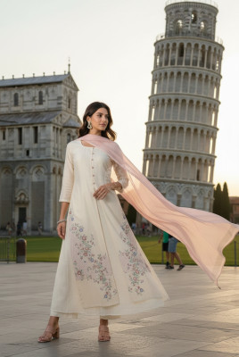 Off White Chanderi Embroidered Suit Set With Thread Work