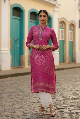 Fuchsia Muslin Ethnic Motif Kurta With Zardosi