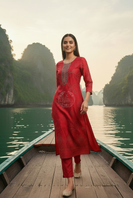 Red Russian Silk Ethnic Motifs Kurta Set With Cutdana