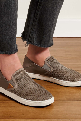 Women Round-Toe Slip-On Shoes