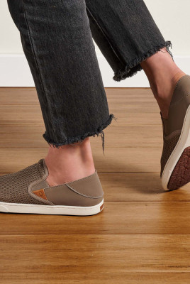 Women Round-Toe Slip-On Shoes