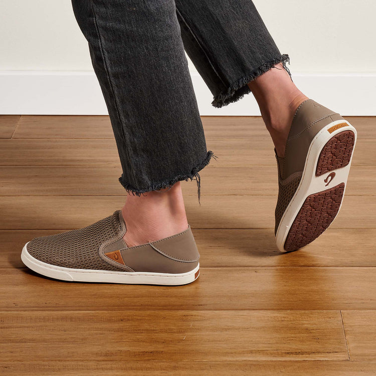 Women Round-Toe Slip-On Shoes