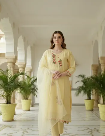 Buttercup Embroidered Set