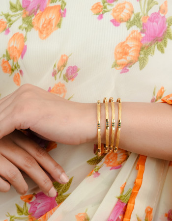 Sushmita Set Of 4 Gold-Plated Bangles