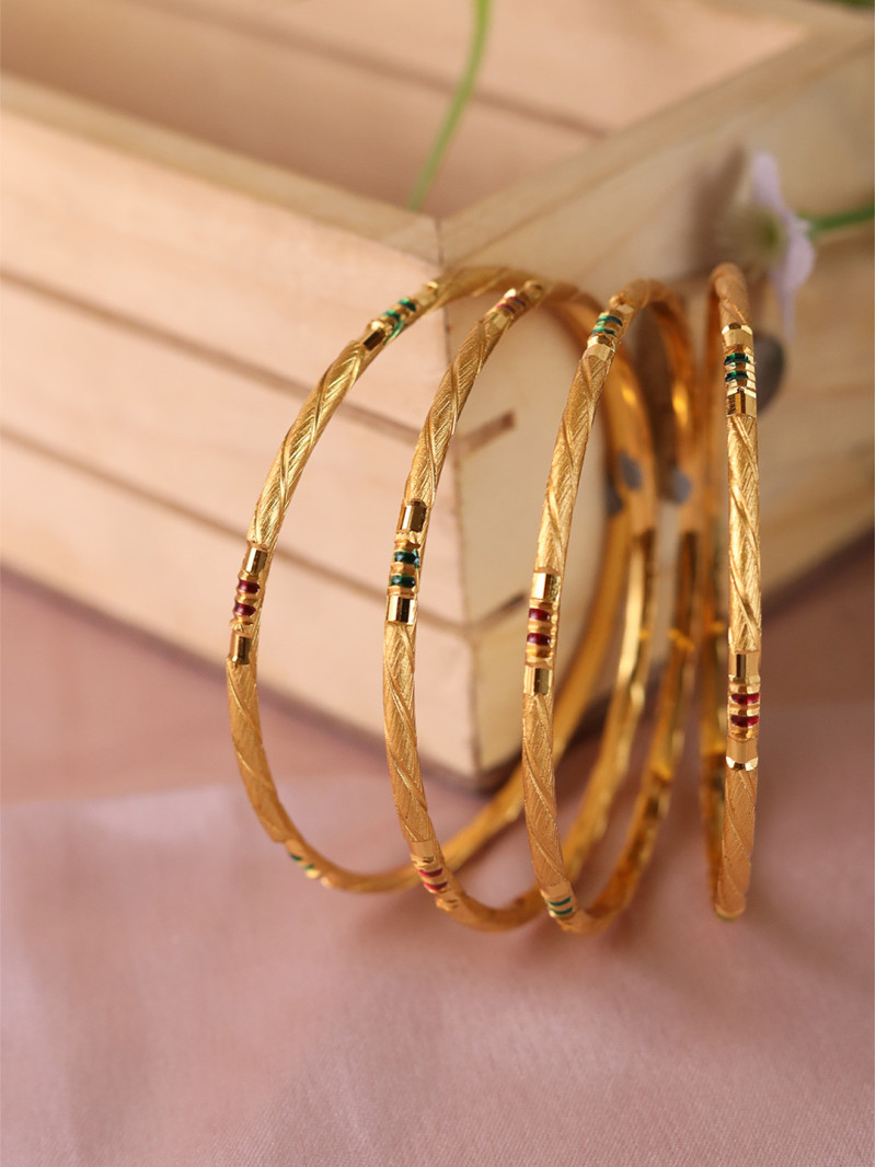 Sushmita Set Of 4 Gold-Plated Bangles